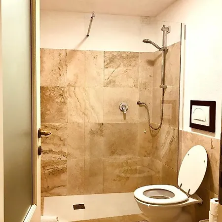 La Costa Inn Villanova Apartment Cagliari